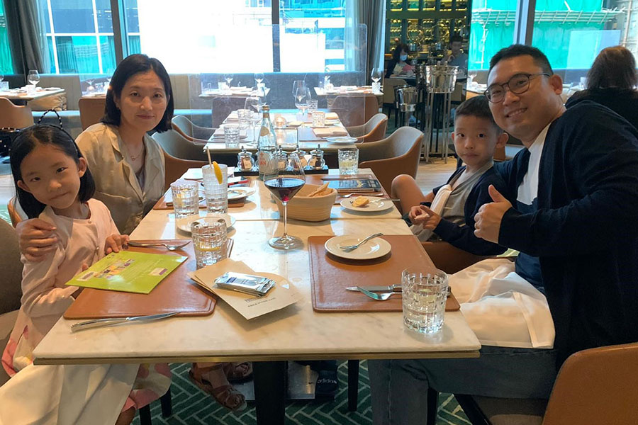 Northwest alumnus Seon M. Ahn (right) and his wife, Soo, recently established a scholarship at the University that is named for their twin children, Sole and Hui. (Submitted photo)
