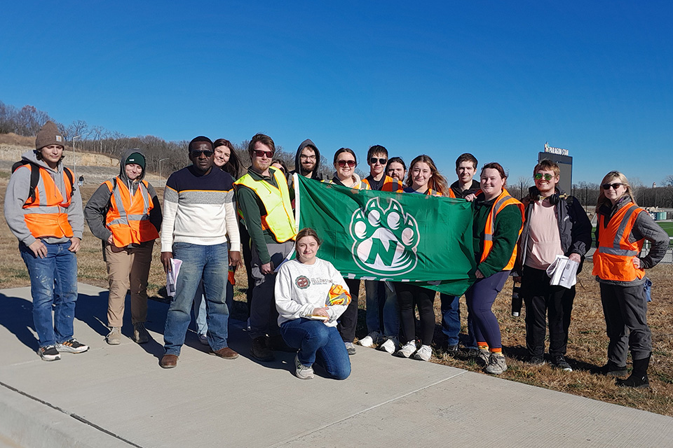 Science students advance learning by visiting geomorphic landscape, EPA lab